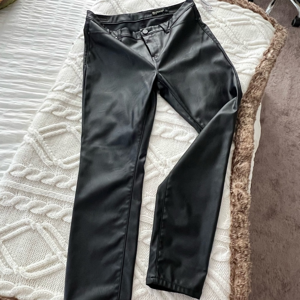 Blank new faux black leather pants size 10 has stretch.